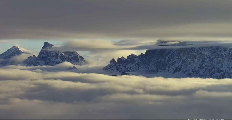 Webcam Passo San Pellegrino-Falcade  - Pelmo