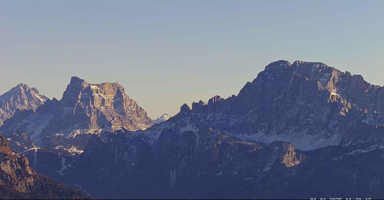 Webcam Passo San Pellegrino-Falcade  - Pelmo