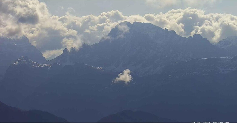 Webcam Passo San Pellegrino-Falcade  - Pelmo