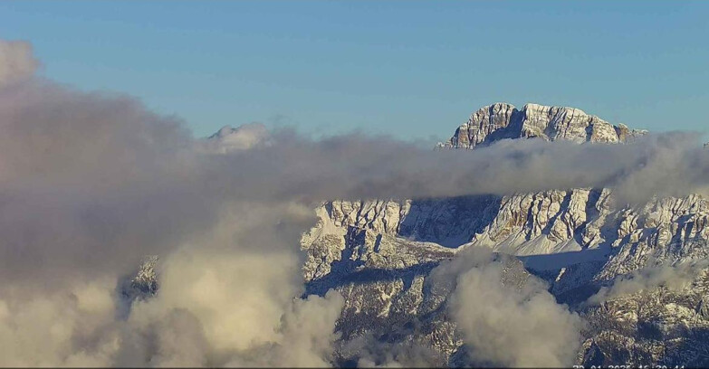 Webcam Passo San Pellegrino-Falcade  - Pelmo
