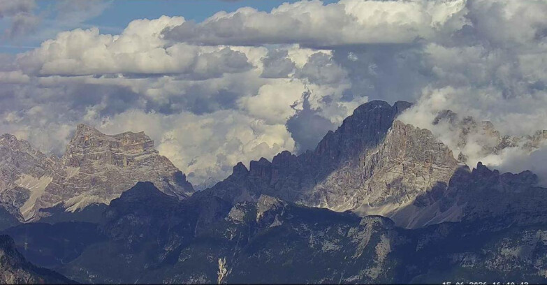 Webcam Passo San Pellegrino-Falcade - Pelmo