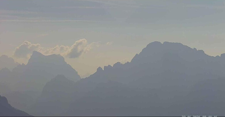 Webcam Passo San Pellegrino-Falcade  - Pelmo