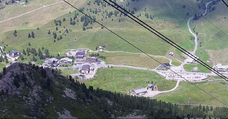 Webcam Passo San Pellegrino-Falcade - Passo San Pellegrino