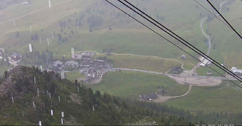 Webcam Passo San Pellegrino-Falcade - Passo San Pellegrino