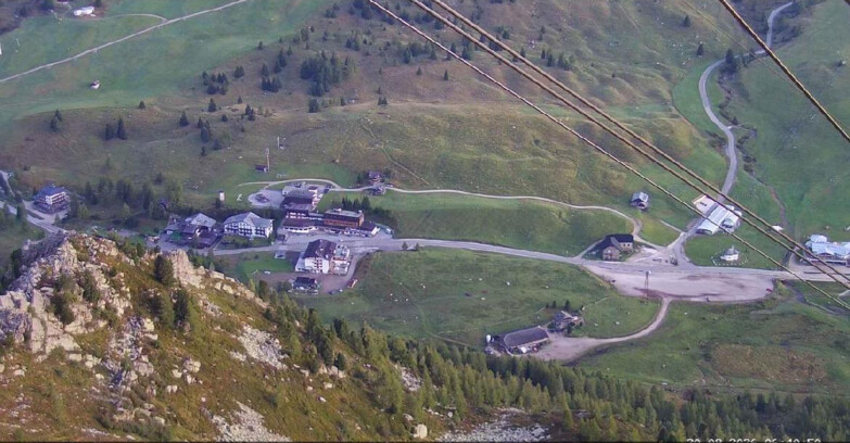 Webcam Passo San Pellegrino-Falcade  - Passo San Pellegrino