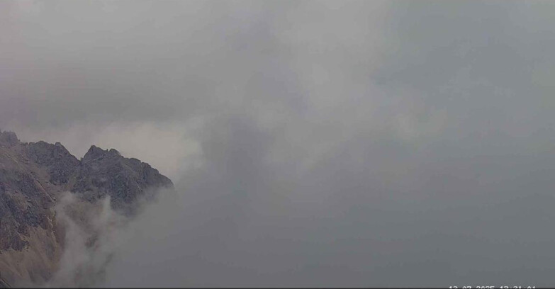 Webcam Passo San Pellegrino-Falcade  - Marmolada