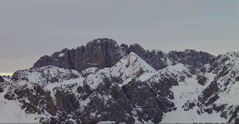 Webcam Passo San Pellegrino-Falcade - Marmolada