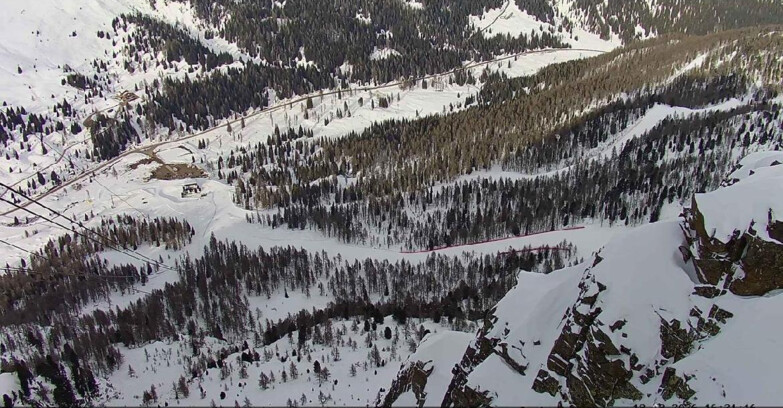 Webcam Passo San Pellegrino-Falcade - Pista Funivia
