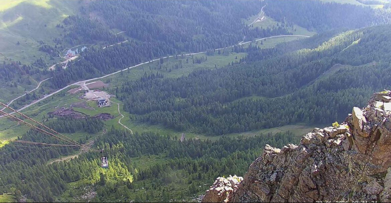 Webcam Passo San Pellegrino-Falcade  - Pista Funivia