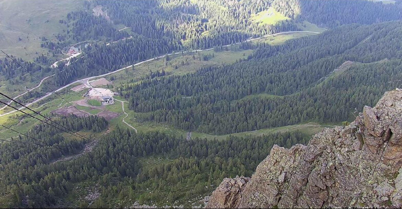 Webcam Passo San Pellegrino-Falcade - Pista Funivia