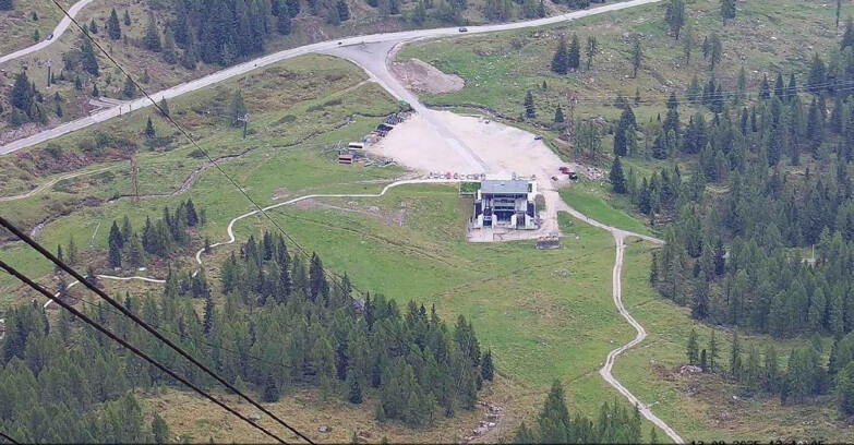 Webcam Passo San Pellegrino-Falcade  - Arrivo Seggiovia