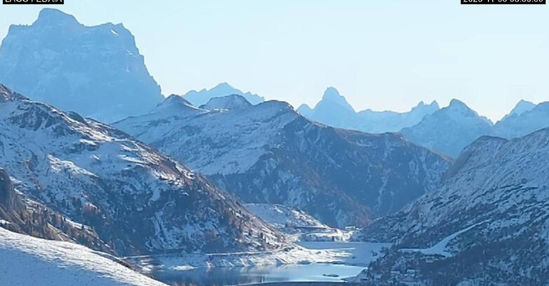 Webcam Canazei-Belvedere - Lago e Passo Fedaia