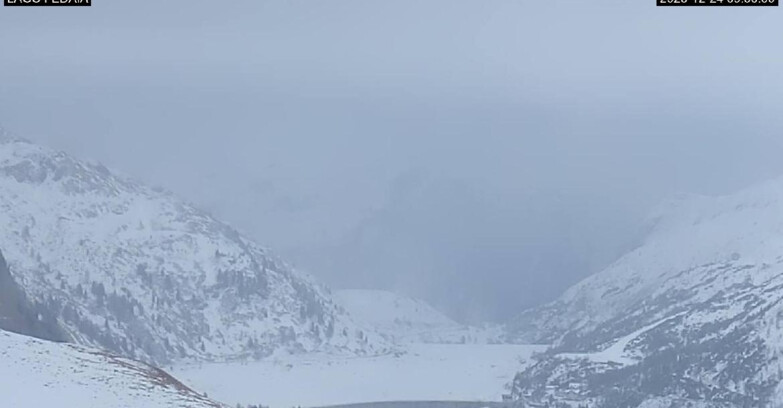 Webcam Canazei-Belvedere - Lago e Passo Fedaia