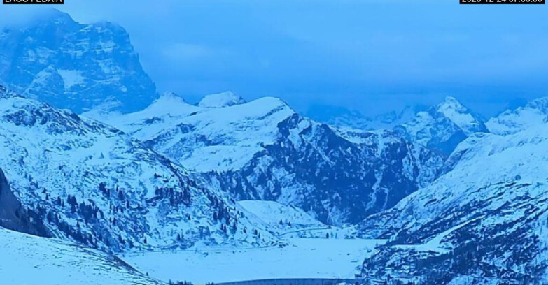 Webcam Canazei-Belvedere - Lago e Passo Fedaia