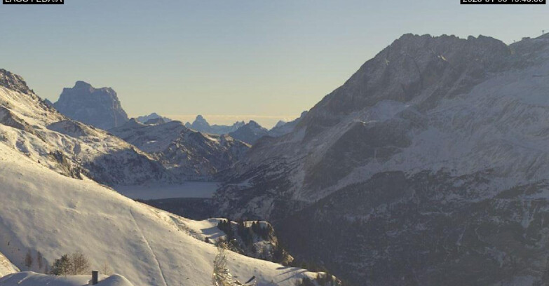 Webcam Canazei-Belvedere  - Lago e Passo Fedaia