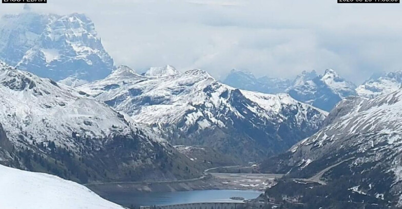Webcam Canazei-Belvedere  - Lago e Passo Fedaia
