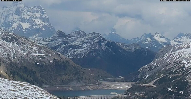 Webcam Canazei-Belvedere  - Lago e Passo Fedaia