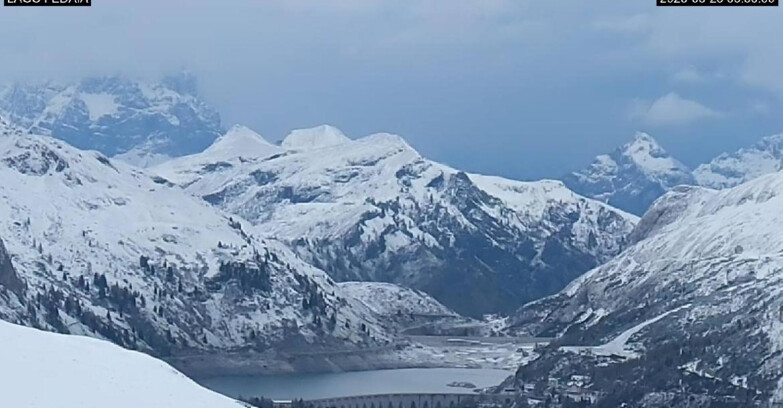 Webcam Canazei-Belvedere  - Lago e Passo Fedaia