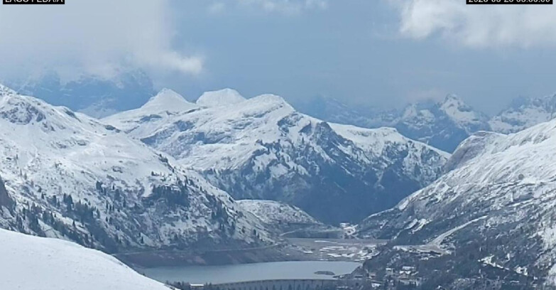 Webcam Canazei-Belvedere  - Lago e Passo Fedaia