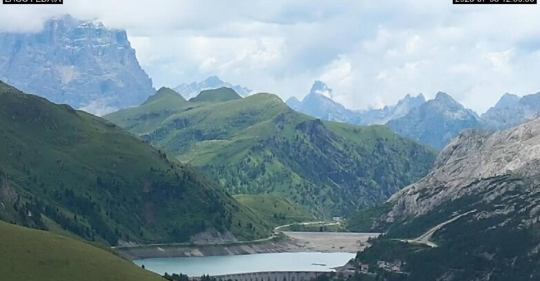 Webcam Canazei-Belvedere - Lago e Passo Fedaia