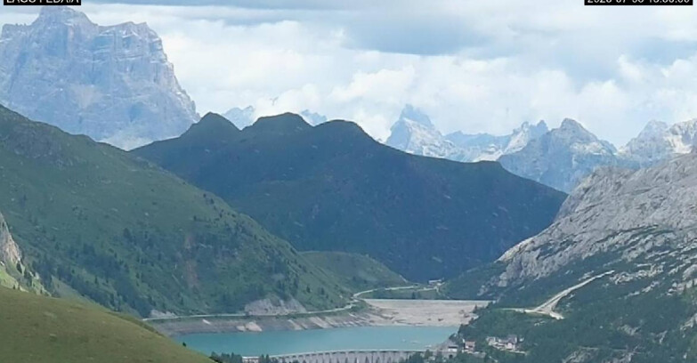 Webcam Canazei-Belvedere - Lago e Passo Fedaia