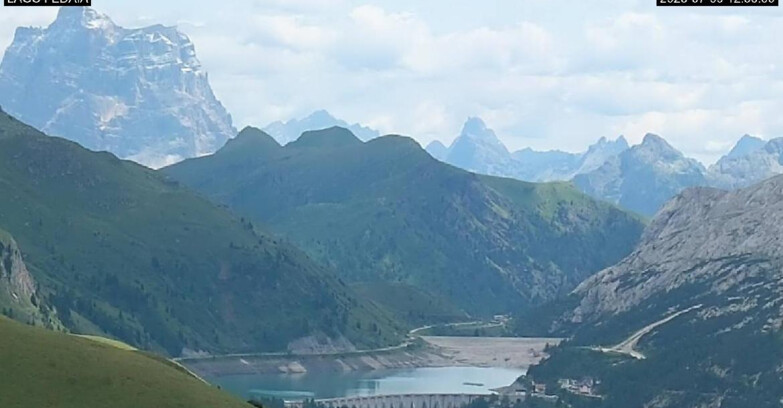 Webcam Canazei-Belvedere - Lago e Passo Fedaia