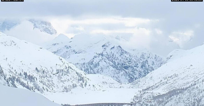 Webcam Canazei-Belvedere - Lago e Passo Fedaia