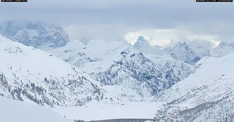 Webcam Canazei-Belvedere - Lago e Passo Fedaia