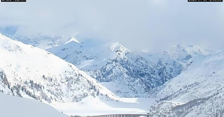 Webcam Canazei-Belvedere - Lago e Passo Fedaia