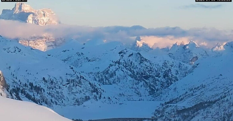 Webcam Canazei-Belvedere - Lago e Passo Fedaia