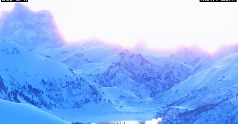 Webcam Canazei-Belvedere - Lago e Passo Fedaia