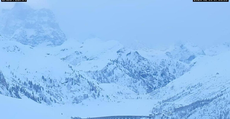 Webcam Canazei-Belvedere - Lago e Passo Fedaia