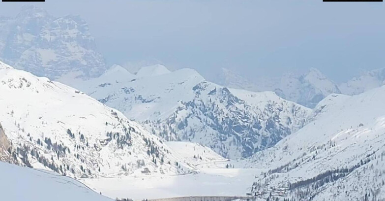 Webcam Canazei-Belvedere - Lago e Passo Fedaia