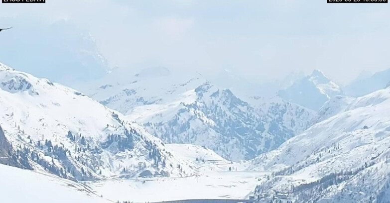 Webcam Canazei-Belvedere - Lago e Passo Fedaia