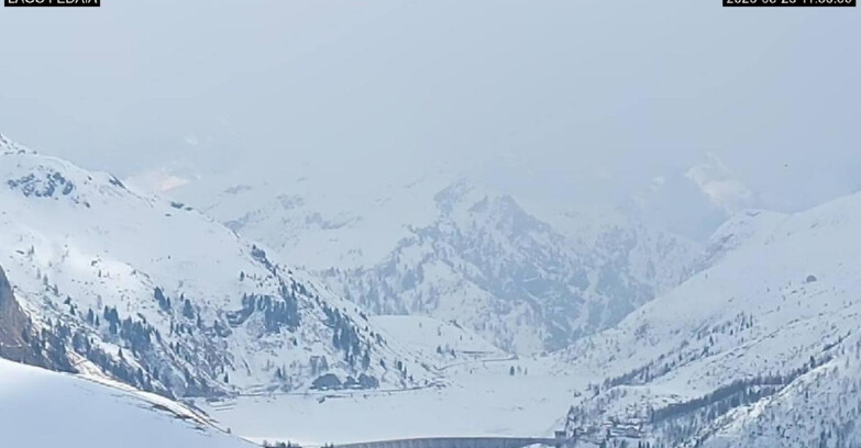 Webcam Canazei-Belvedere - Lago e Passo Fedaia