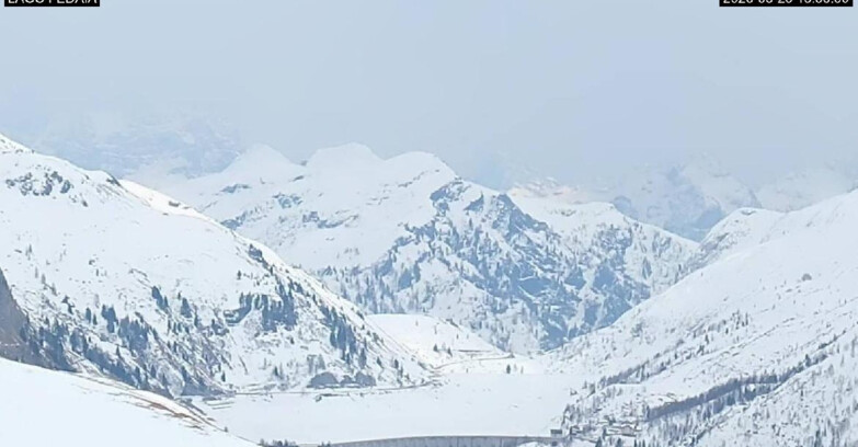 Webcam Canazei-Belvedere - Lago e Passo Fedaia