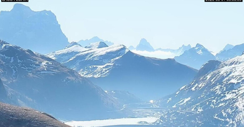 Webcam Canazei-Belvedere  - Lago e Passo Fedaia