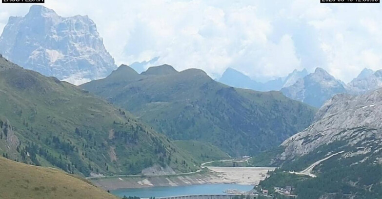 Webcam Canazei-Belvedere  - Lago e Passo Fedaia