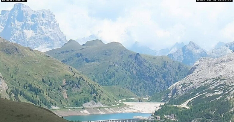 Webcam Canazei-Belvedere  - Lago e Passo Fedaia