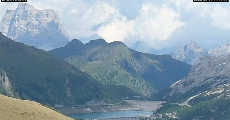 Webcam Canazei-Belvedere  - Lago e Passo Fedaia