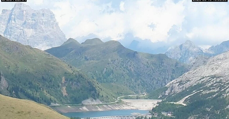 Webcam Canazei-Belvedere  - Lago e Passo Fedaia