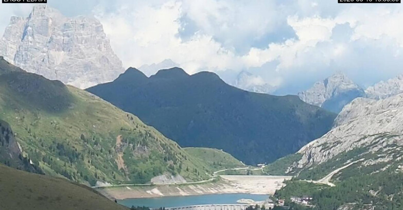 Webcam Canazei-Belvedere  - Lago e Passo Fedaia