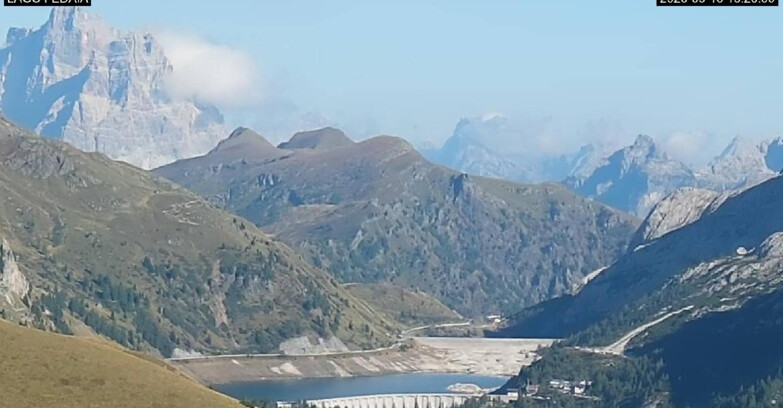 Webcam Canazei-Belvedere - Lago e Passo Fedaia