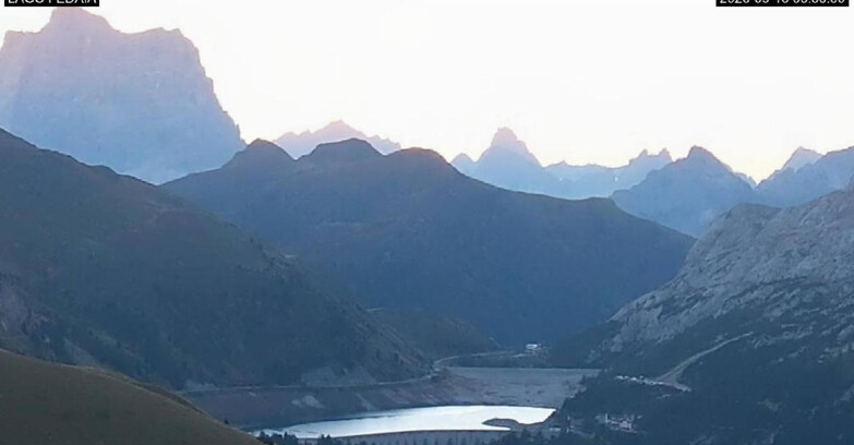 Webcam Canazei-Belvedere - Lago e Passo Fedaia