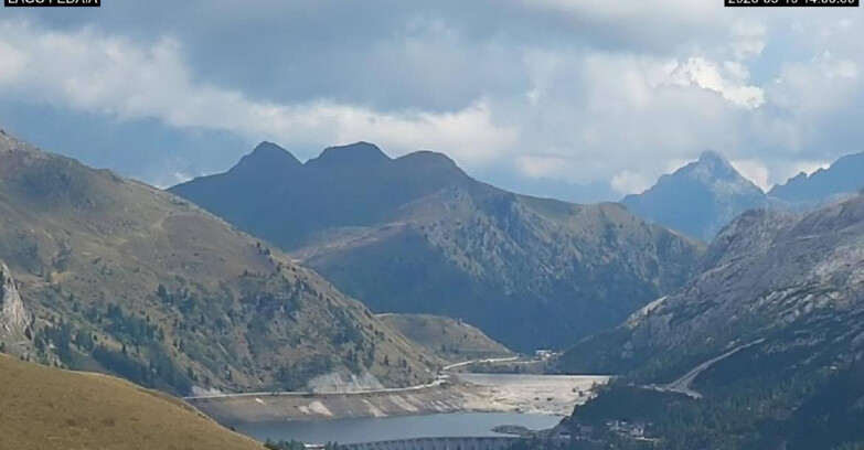 Webcam Canazei-Belvedere  - Lago e Passo Fedaia