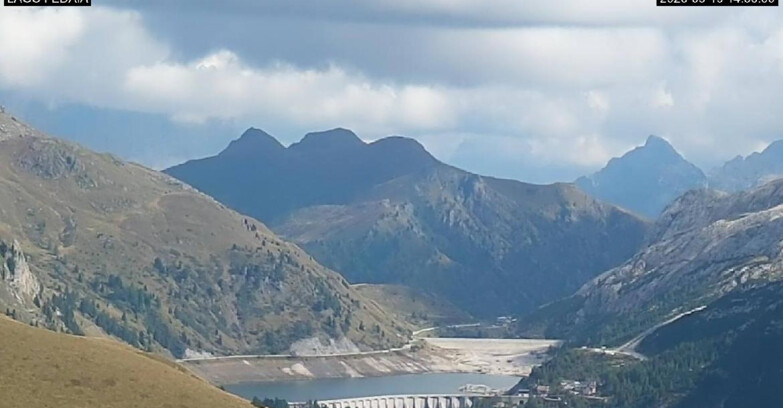 Webcam Canazei-Belvedere  - Lago e Passo Fedaia