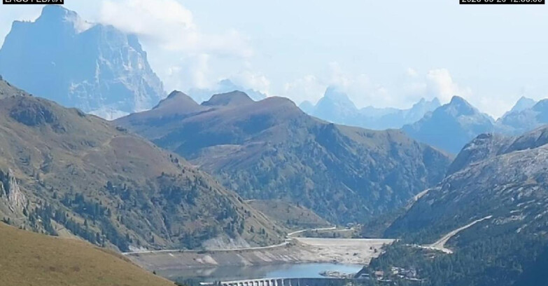 Webcam Canazei-Belvedere - Lago e Passo Fedaia