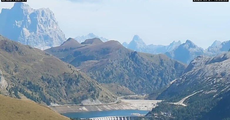 Webcam Canazei-Belvedere - Lago e Passo Fedaia