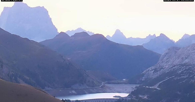 Webcam Canazei-Belvedere - Lago e Passo Fedaia