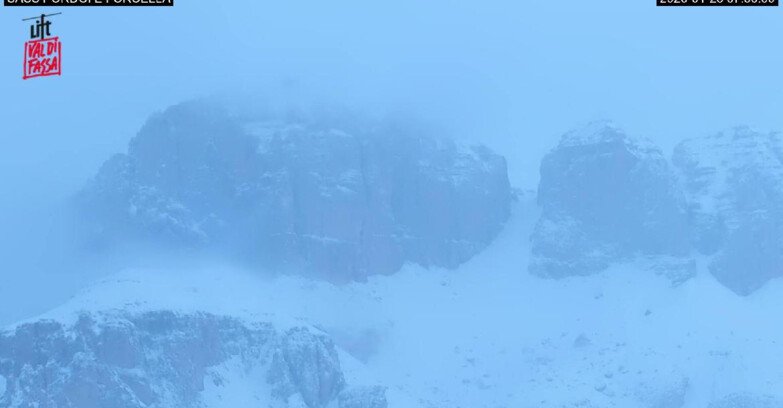 Webcam Canazei-Belvedere  - Canazei - Forcella Pordoi